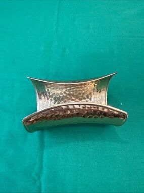 Hammered Gold Open Cuff Bracelet - Women's Fashion Accessory